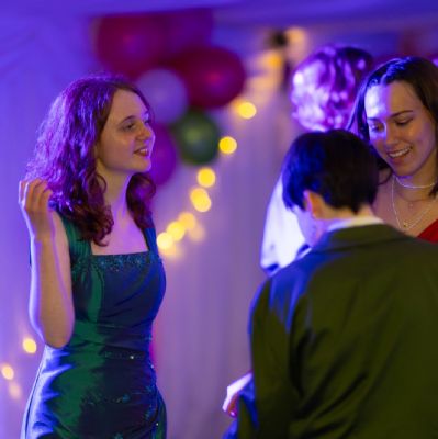 297-HSR1876AHSProm2023